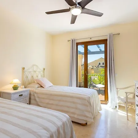 Apartment Duplex Nagueles