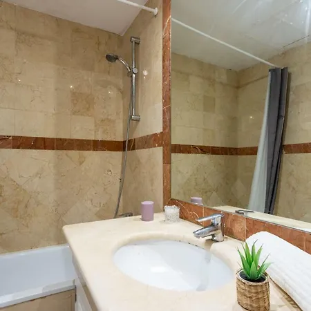 Duplex Nagueles Apartment