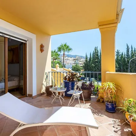 Apartment Duplex Nagueles *